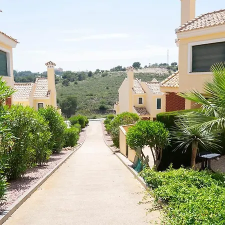 Hébergement de vacances Beautiful Townhouse With Views Over The Communal Pool Close To Golf Course