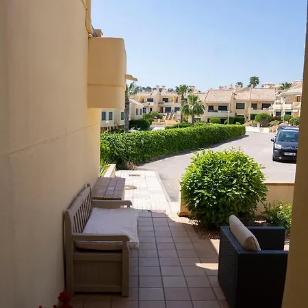 Beautiful Townhouse With Views Over The Communal Pool Close To Golf Course
