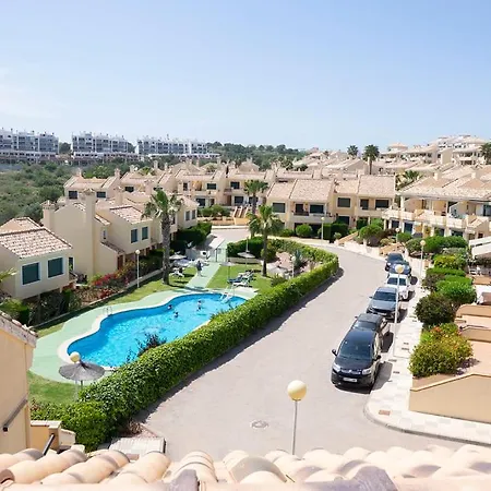 Beautiful Townhouse With Views Over The Communal Pool Close To Golf Course